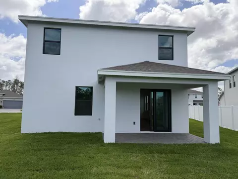 Exterior - 6781 SE Park Trace Dr, Stuart, FL 34997 photo 2 of 3
