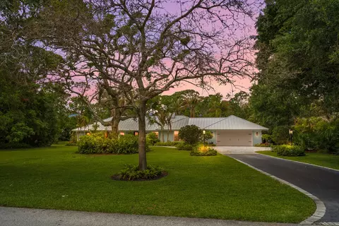 19785 Castlewood Dr, Jupiter, FL 33458