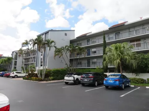 14723 Cumberland Dr #1060, Delray Beach, FL 33446