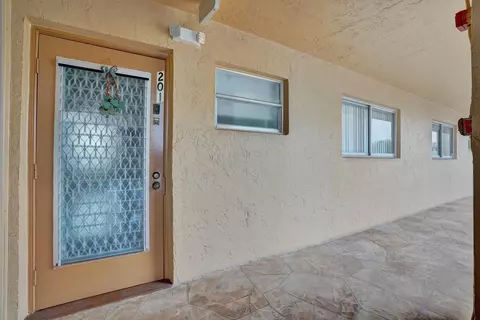 6670 Royal Palm Blvd #201- K, Margate, FL 33063