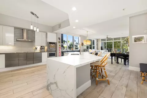 701 SE 21st Ave #201, Deerfield Beach, FL 33441