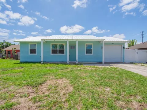 980 SW Connecticut Ter, Port Saint Lucie, FL 34953