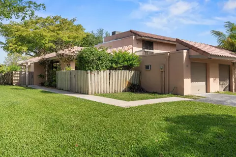 701 NE 205th Ter, Miami, FL 33179