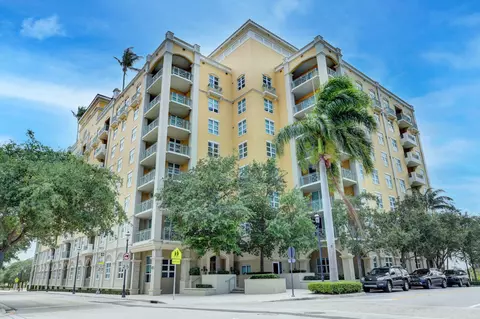 403 S Sapodilla Ave #307, West Palm Beach, FL 33401