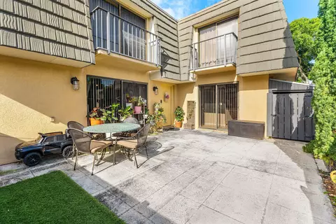 2903 29th Way #2903, West Palm Beach, FL 33407