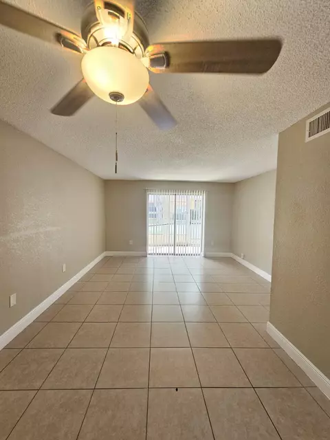 4324 NW 9th Ave #6-1C, Pompano Beach, FL 33064