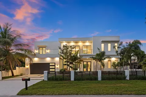 2015 NE 4th Ave, Wilton Manors, FL 33305