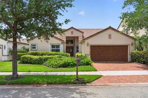 197 Cameron Dr, Weston, FL 33326