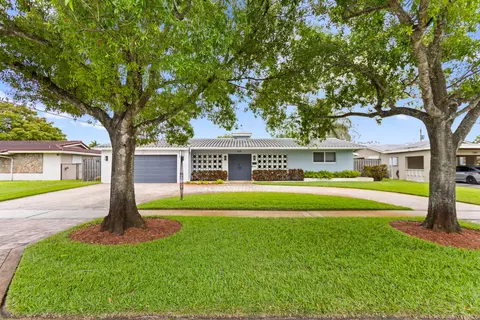 5281 SW 4th Ct, Plantation, FL 33317