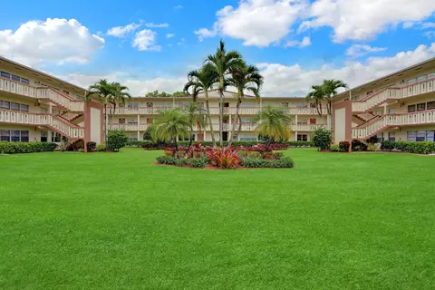 Exterior - 265 Preston G Way #265, Boca Raton, FL 33434 photo 5 of 7
