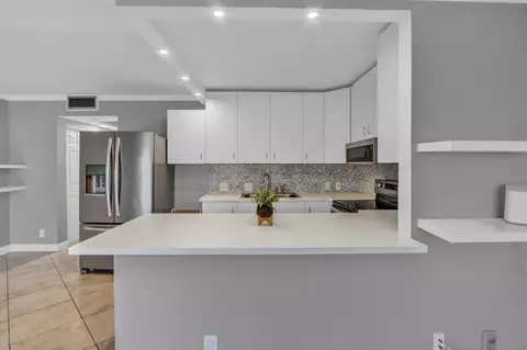 Kitchen - 265 Preston G Way #265, Boca Raton, FL 33434 photo 3 of 3