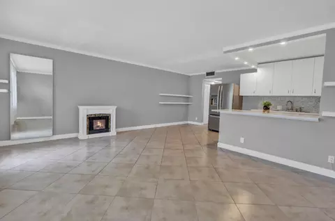 Living - 265 Preston G Way #265, Boca Raton, FL 33434 photo 2 of 4