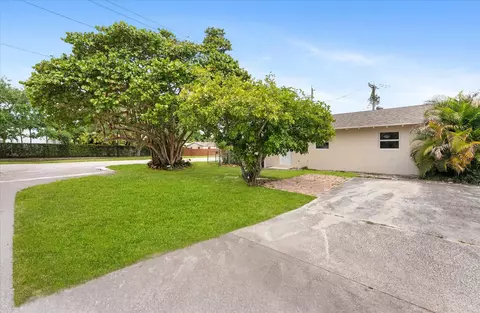 821 Northview Dr, Jupiter, FL 33458