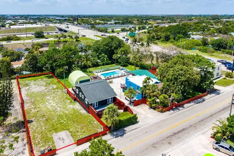 905 N A St, Lake Worth Beach, FL 33460