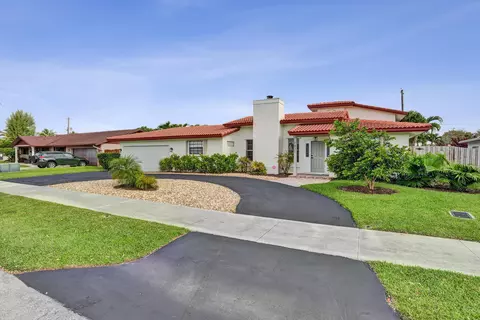 1821 NW 43rd St, Oakland Park, FL 33309