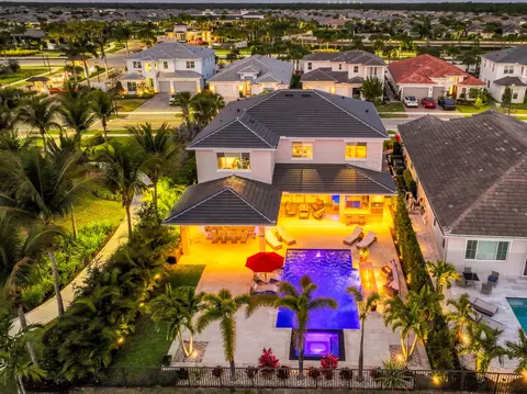 12107 Waterstone Cir, Palm Beach Gardens, FL 33412