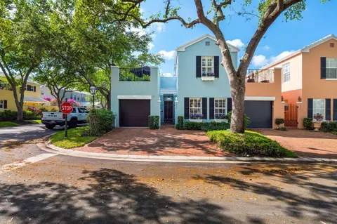 5926 Bartram St, Boca Raton, FL 33433