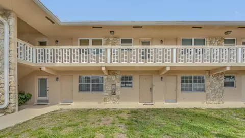 298 SE 6th Ave #2, Pompano Beach, FL 33060