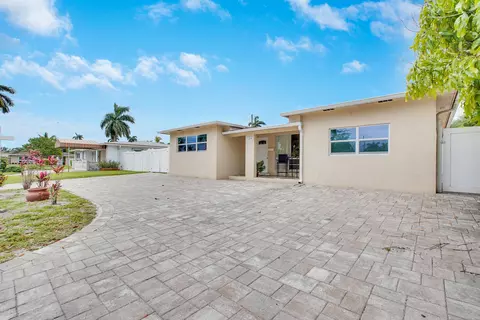 104 N 31st Ct, Hollywood, FL 33021