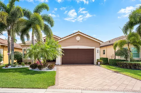 8196 Mount Thor Ln, Boynton Beach, FL 33473