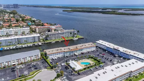 111 Shore Ct # 206, North Palm Beach, FL 33408