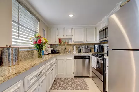 661 Flanders N #661, Delray Beach, FL 33484