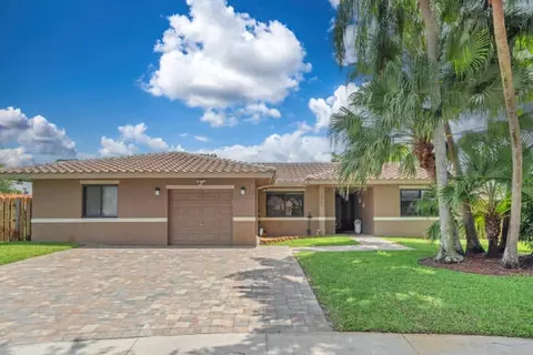 5540 SW 113th Ave, Cooper City, FL 33330