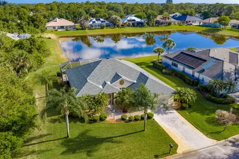 4830 66th Ln, Vero Beach, FL 32967