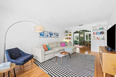 2135 SW 26th St, Miami, FL 33133