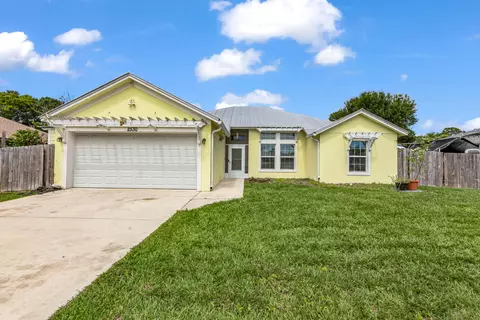 2530 SE Hemsing St, Port Saint Lucie, FL 34984