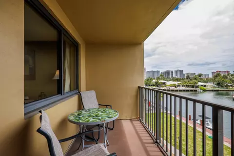 301 Golden Isles Dr #412, Hallandale Beach, FL 33009