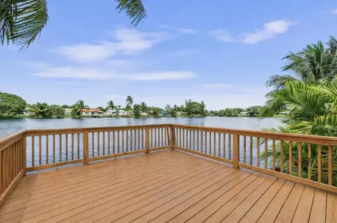 3351 NW 67th St, Fort Lauderdale, FL 33309