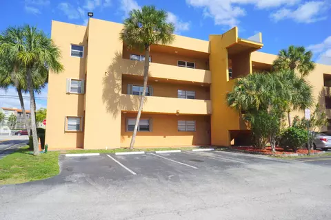 1891 SW 81st Ave #202, North Lauderdale, FL 33068