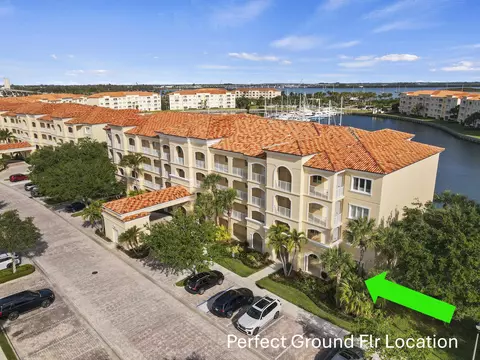16 W Harbour Isle Dr W #106, Fort Pierce, FL 34949