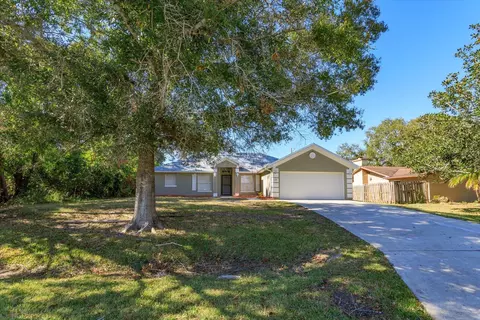 426 Ash St, Sebastian, FL 32958