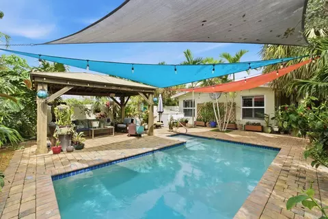 1436 NE 38th St, Oakland Park, FL 33334
