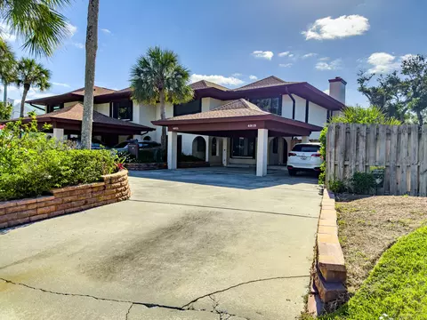 4913 Bethel Crk #4, Vero Beach, FL 32963