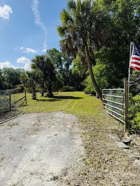 19636 NW 272nd St, Okeechobee, FL 34972