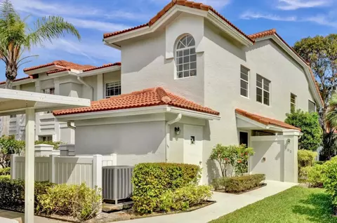 7669 Springwater Pl #202, Boynton Beach, FL 33437