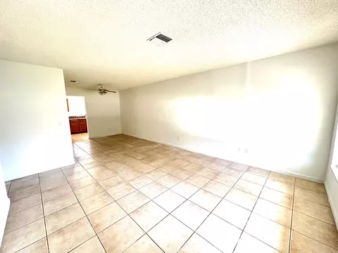 Living - 3365 SE Garden St #3365, Stuart, FL 34997 photo 5 of 7