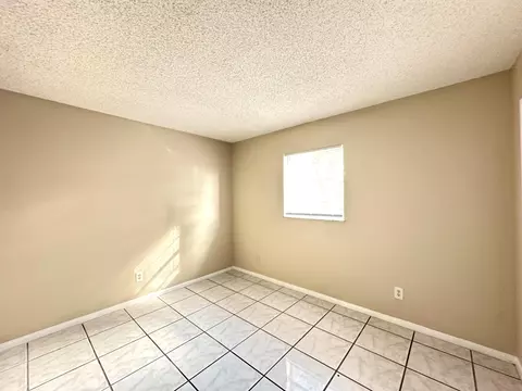 Bedroom - 3365 SE Garden St #3365, Stuart, FL 34997 photo 2 of 5