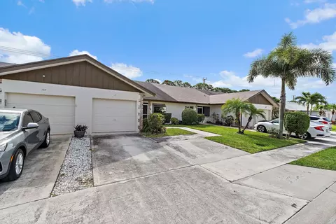 171 Bent Arrow Dr, Jupiter, FL 33458