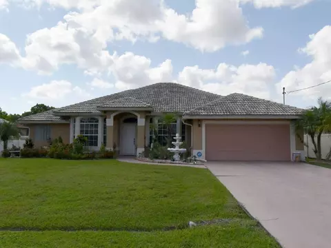5514 NW Whitecap Rd, Port Saint Lucie, FL 34986