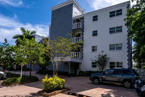 40 Isle Of Venice Dr #9, Fort Lauderdale, FL 33301
