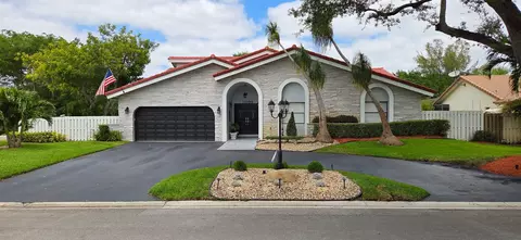 11099 NW 1st Ct, Coral Springs, FL 33071