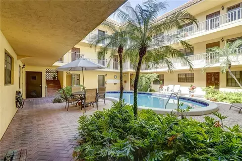 917 NE 16th Ave #1, Fort Lauderdale, FL 33304