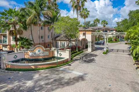 2009 SE 10th Ave #309, Fort Lauderdale, FL 33316