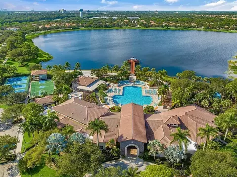 631 Moondancer Ct, Palm Beach Gardens, FL 33410