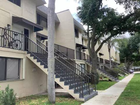 105 Deer Creek Rd #205, Deerfield Beach, FL 33442