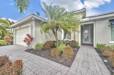 11555 SW Apple Blossom Trl, Port Saint Lucie, FL 34987